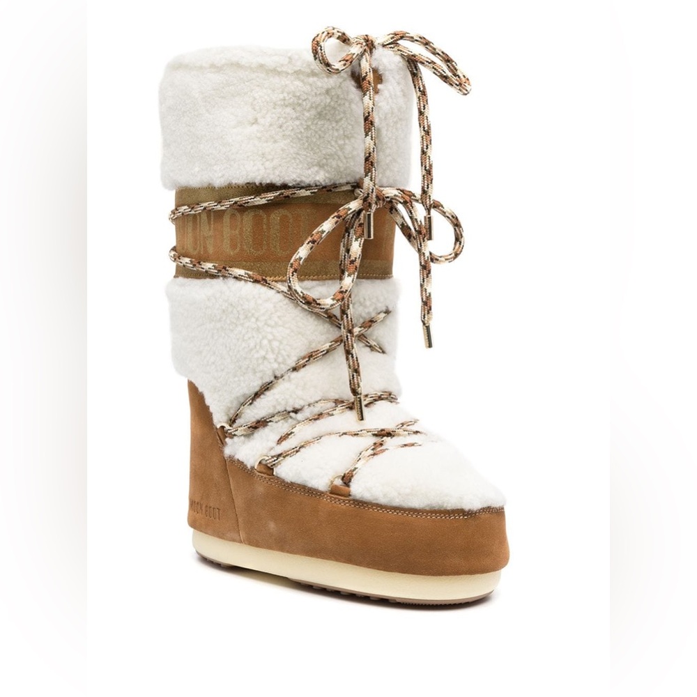 BRAND NWT MOON BOOTS FOR SALE!!!🤎🤎